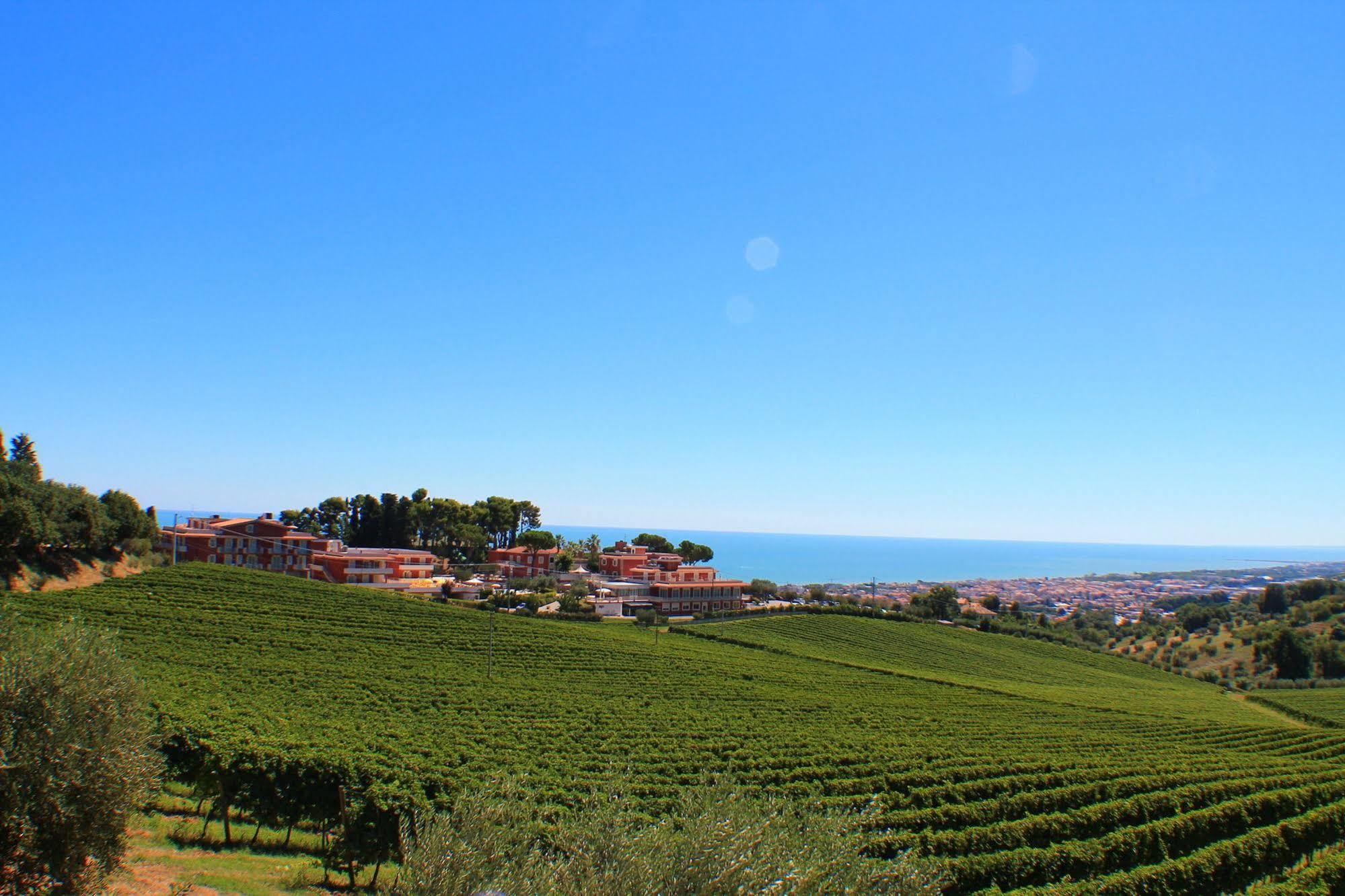 Il Parco Sul Mare Resort&SPA Tortoreto Esterno foto